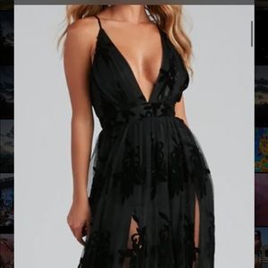 Windsor black lace maxi dress prom / formal dress